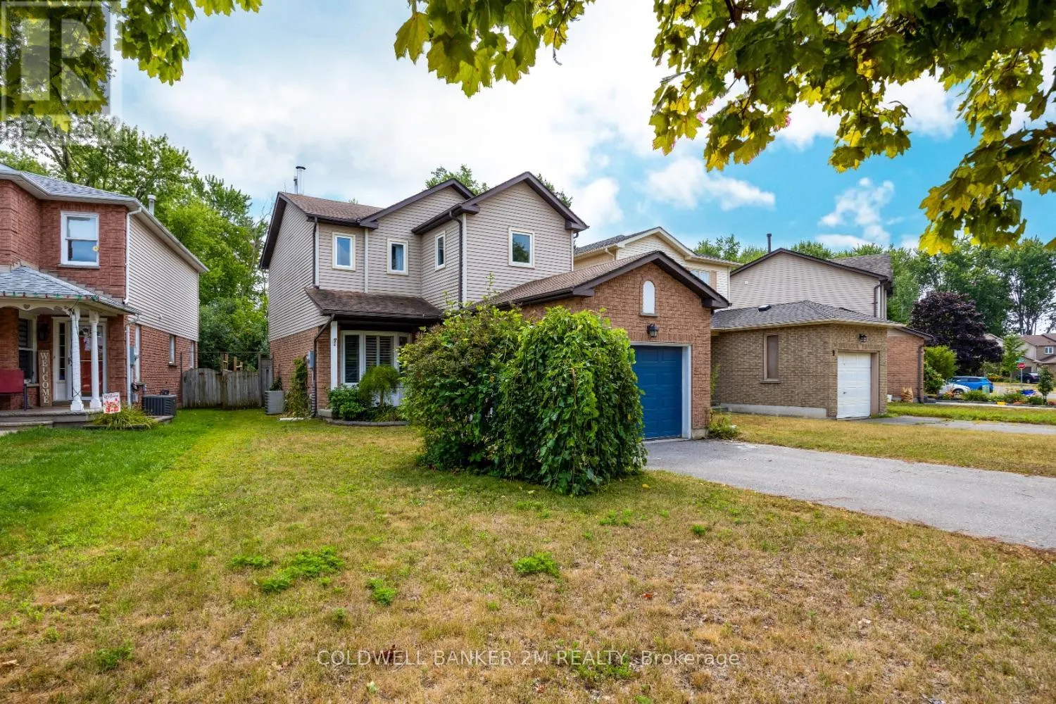 11 PARKLAWN DRIVE