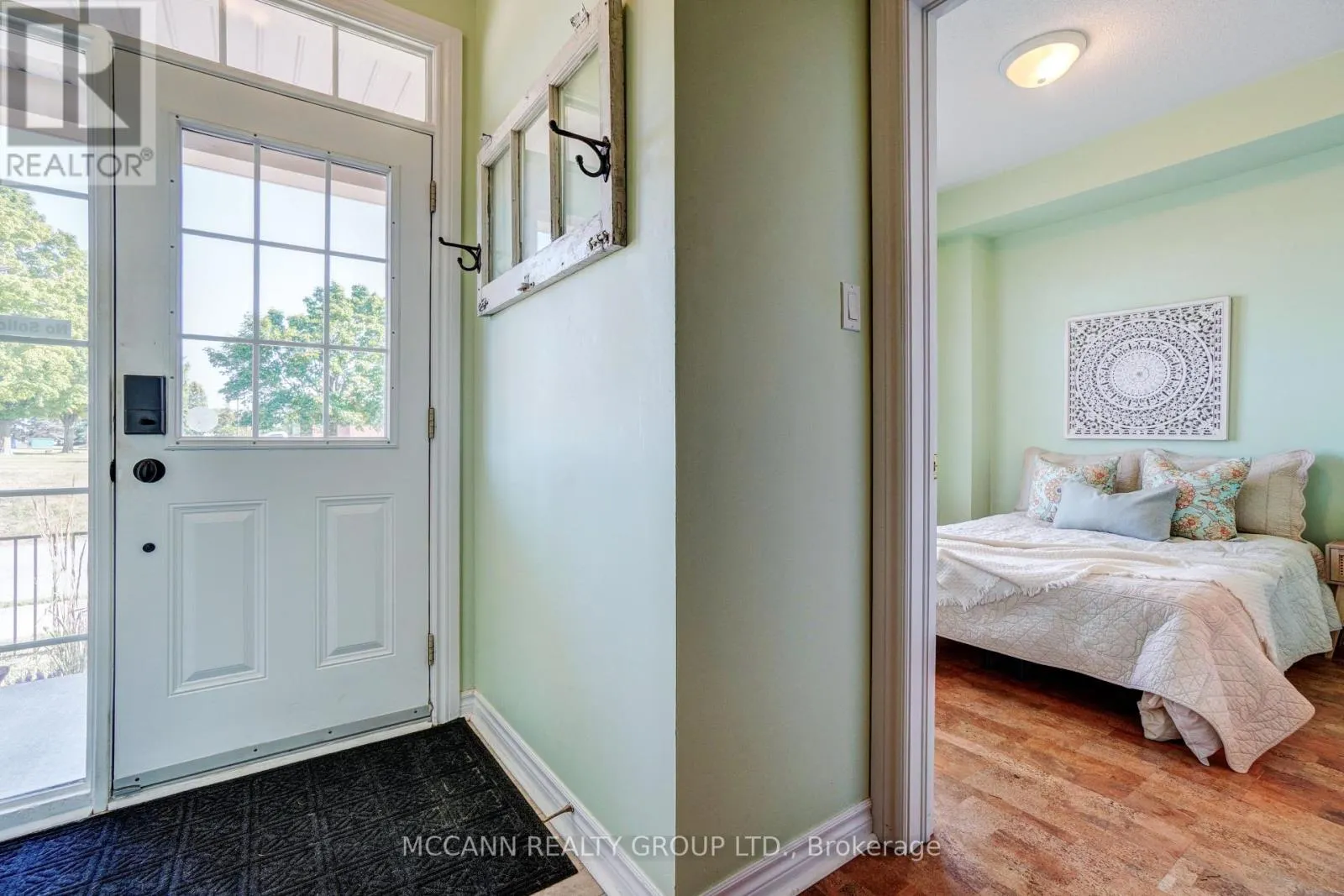 28 WICKER PARK WAY