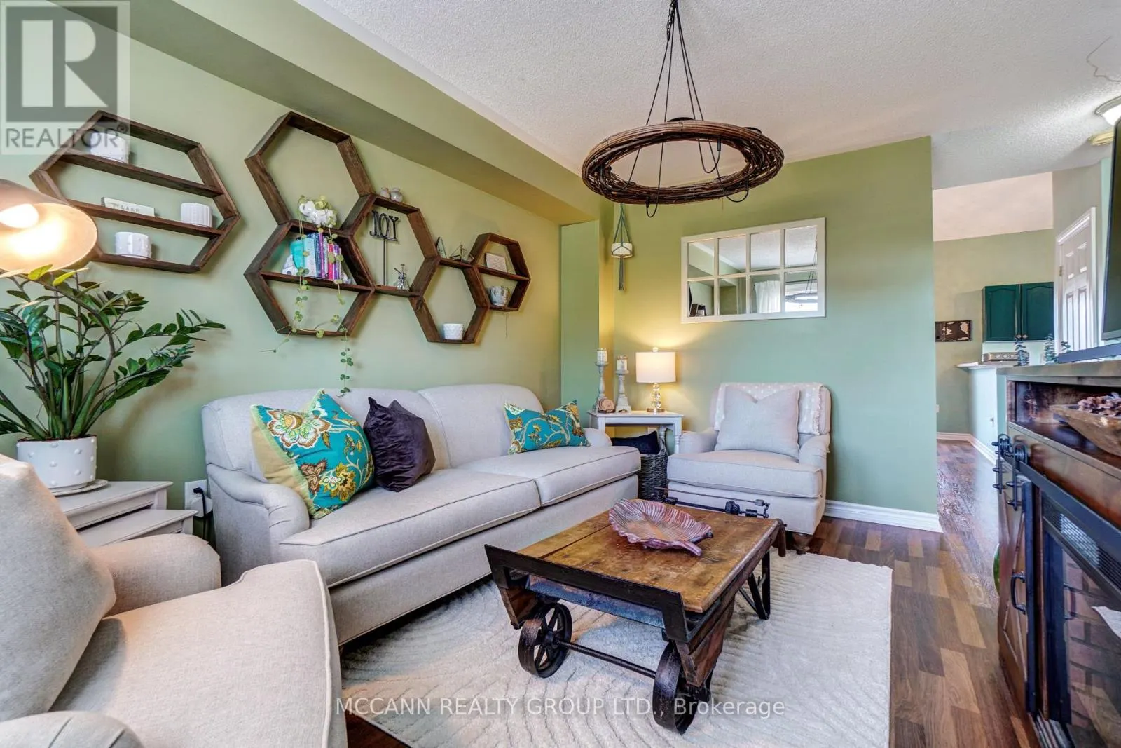 28 WICKER PARK WAY