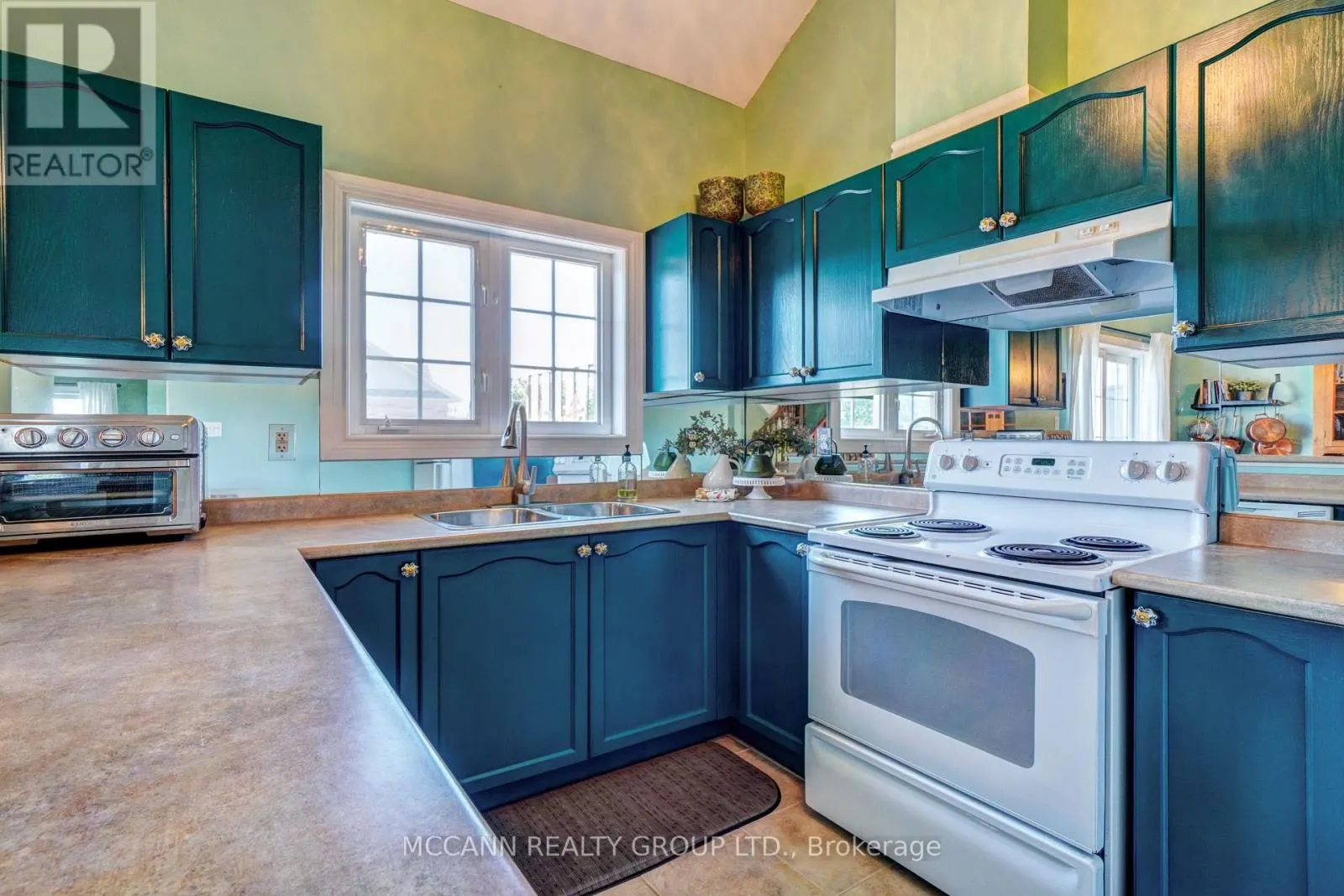 28 WICKER PARK WAY