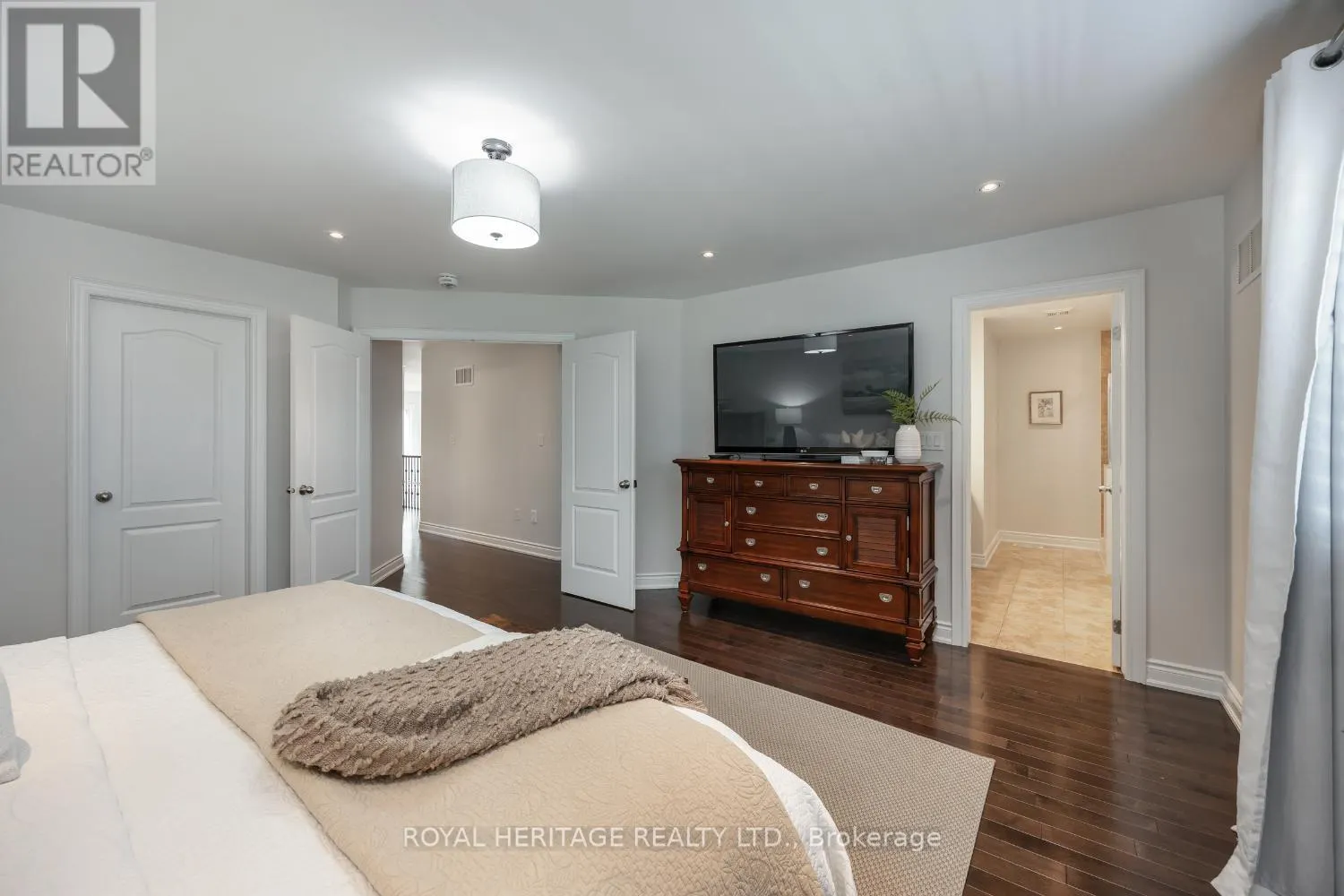 2341 SECRETO DRIVE