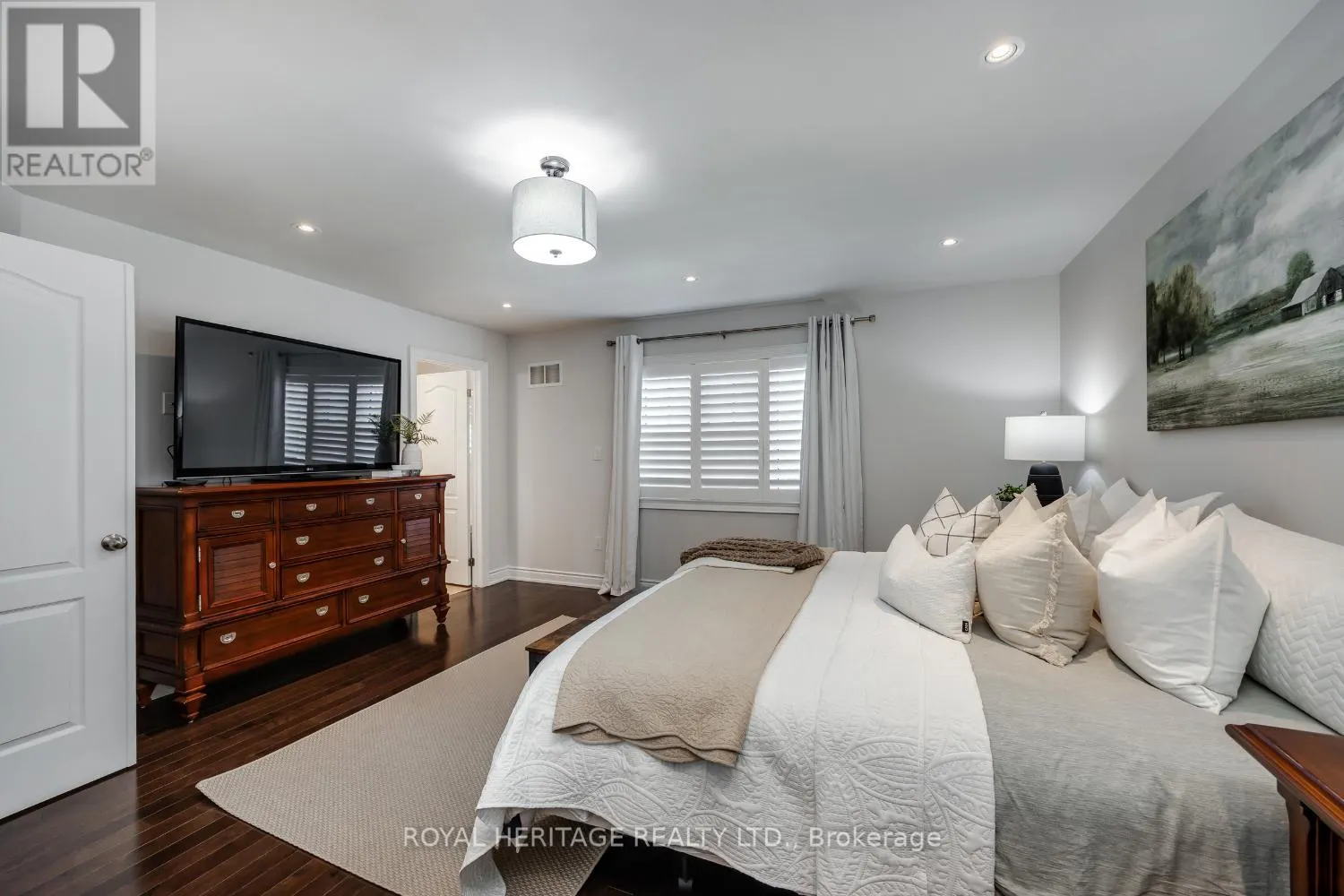 2341 SECRETO DRIVE