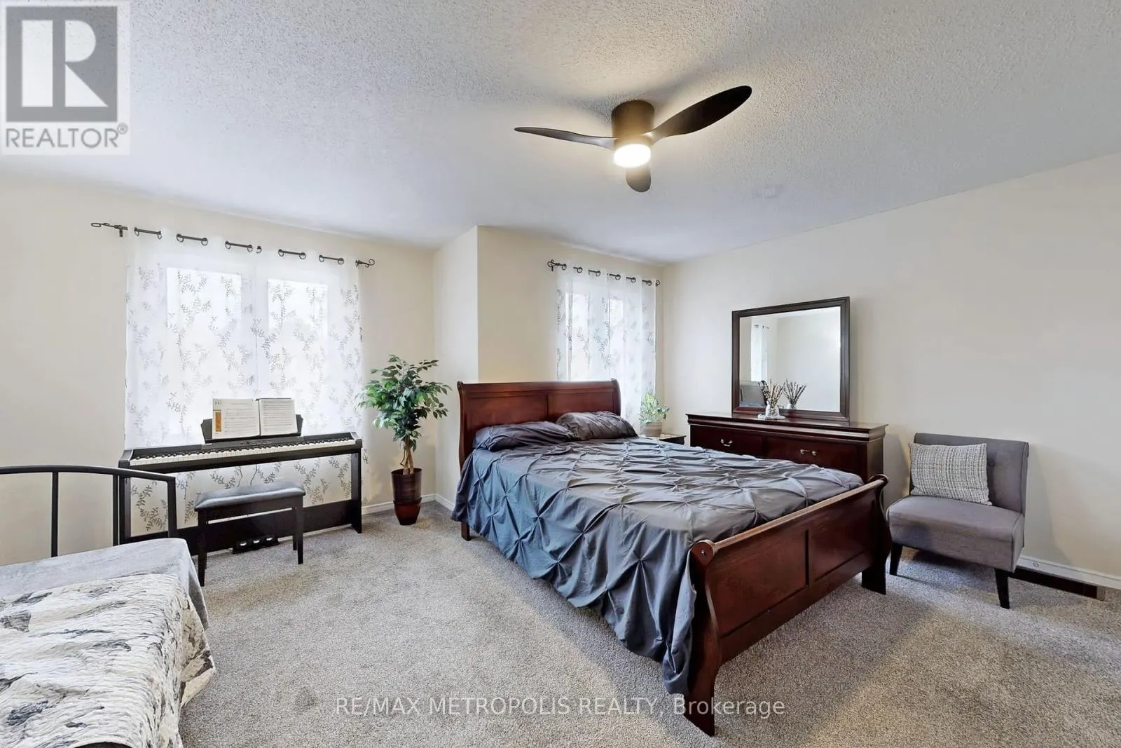 20 - 811 WILSON ROAD N