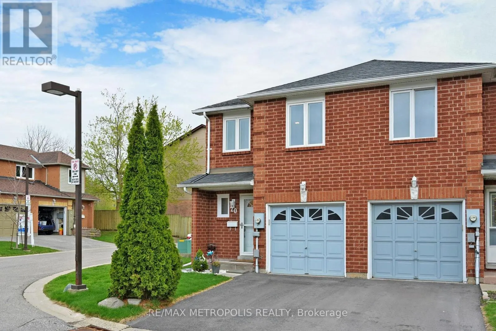 20 - 811 WILSON ROAD N