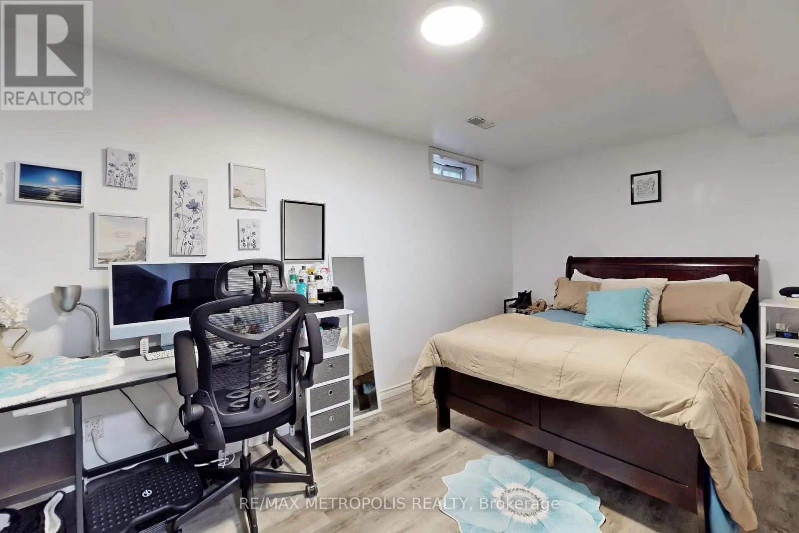 20 - 811 WILSON ROAD N