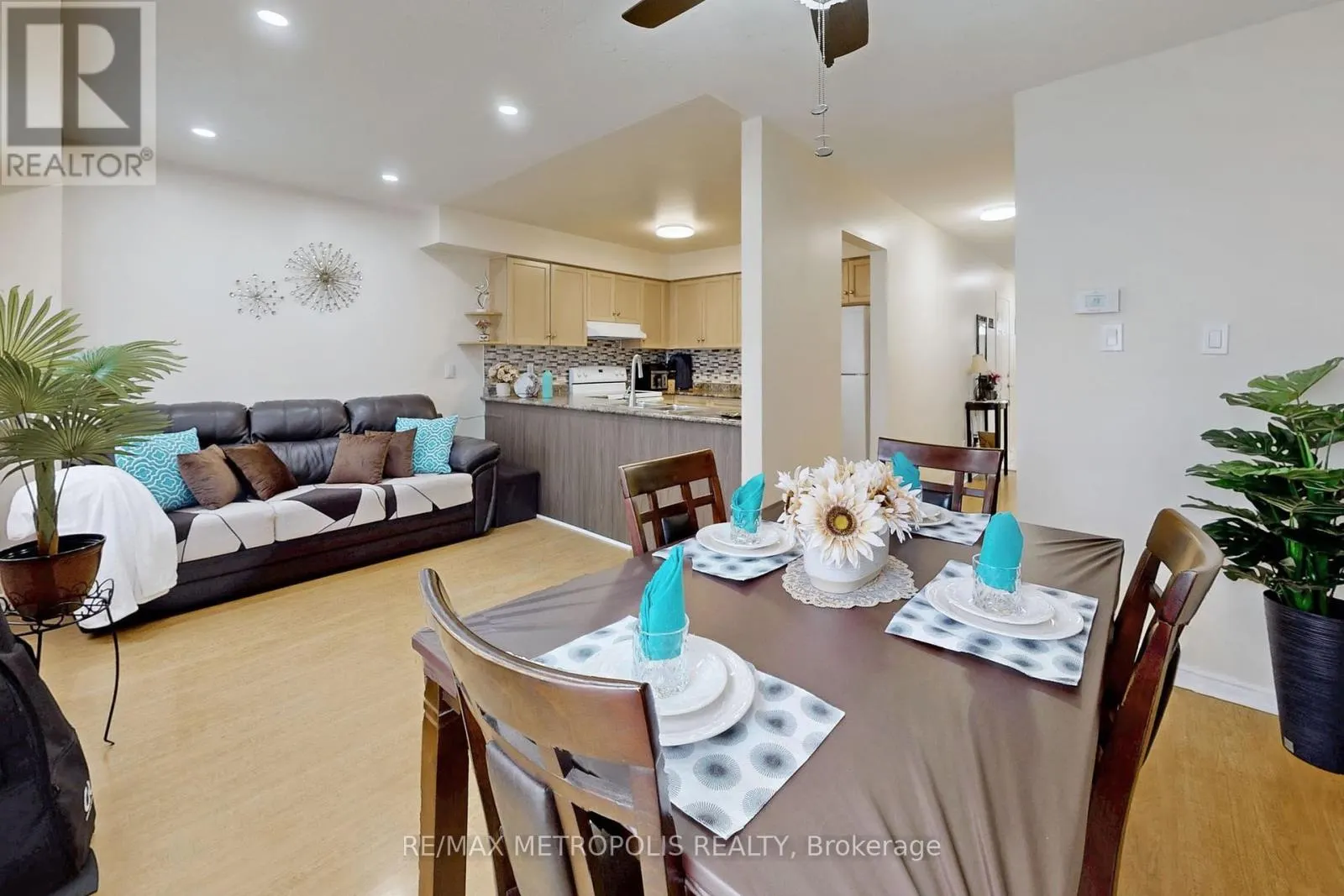 20 - 811 WILSON ROAD N