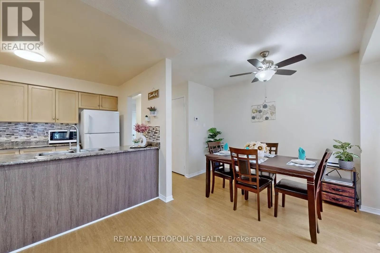 20 - 811 WILSON ROAD N