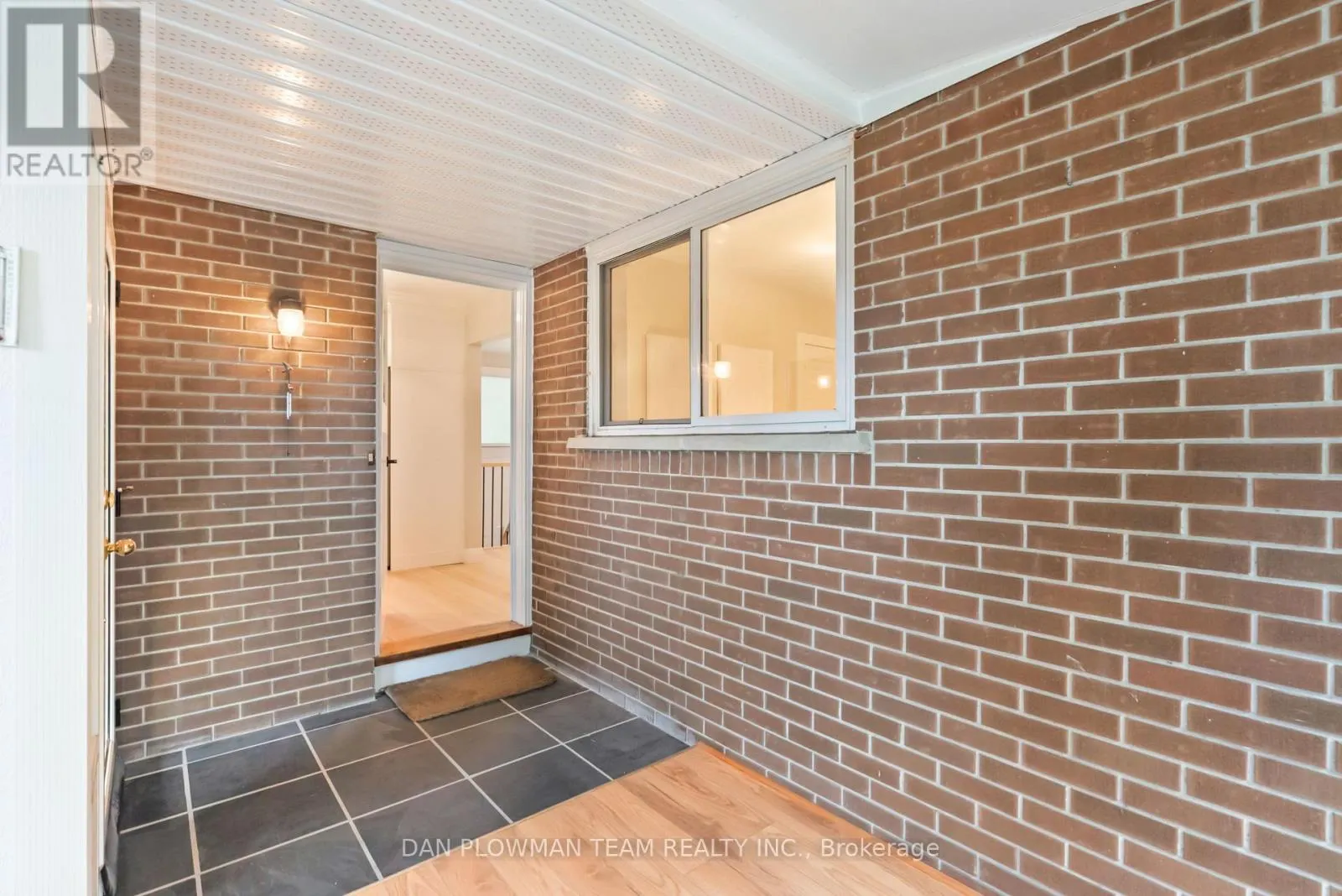 119 THORNCLIFFE STREET