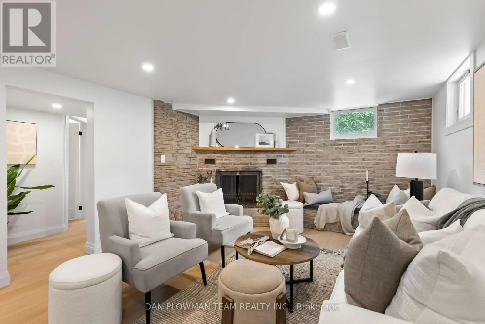119 THORNCLIFFE STREET