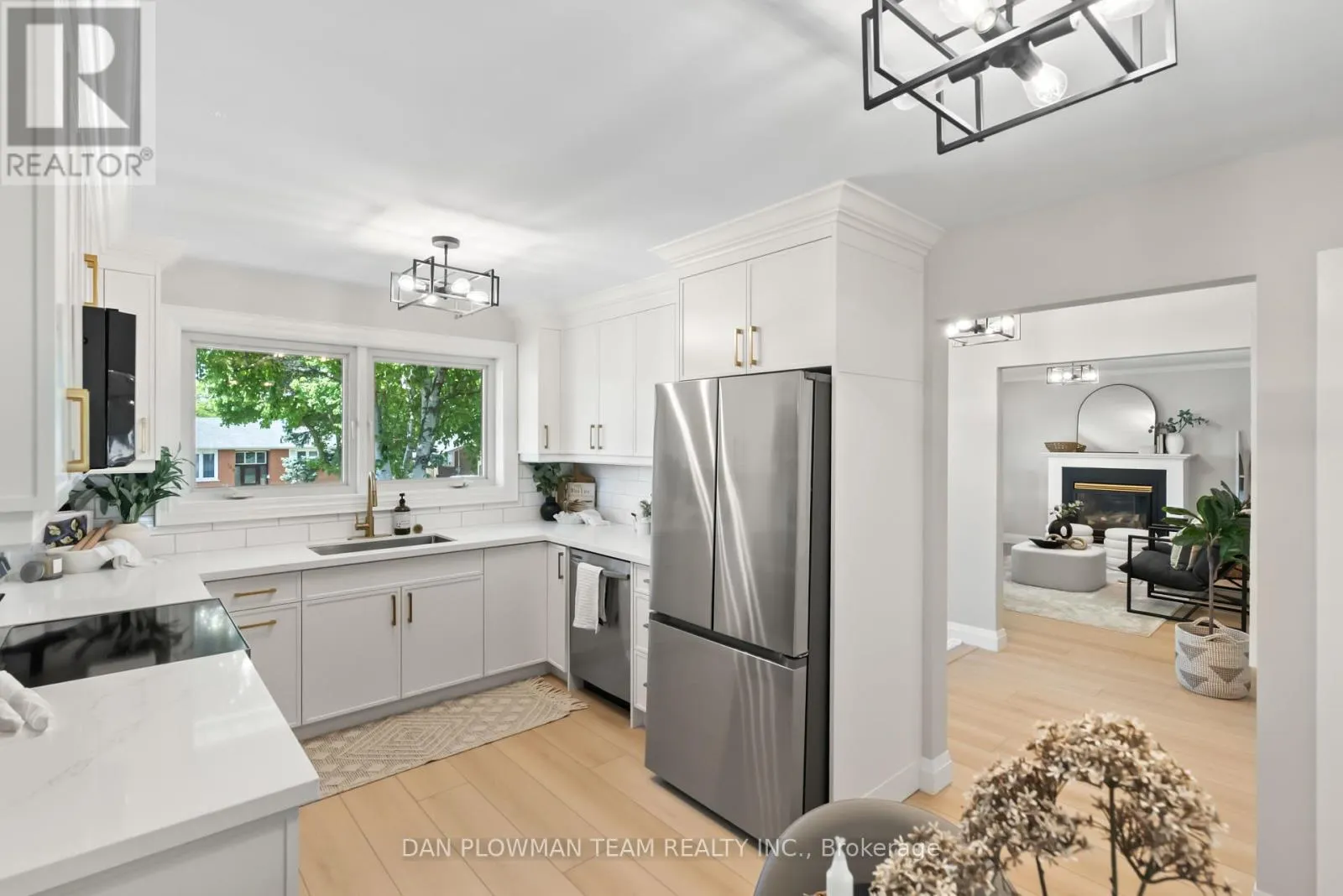 119 THORNCLIFFE STREET