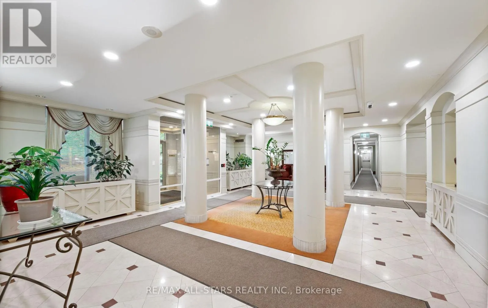 302 - 5001 FINCH AVENUE E