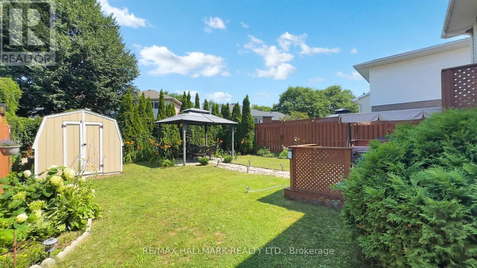 249 KENSINGTON CRESCENT