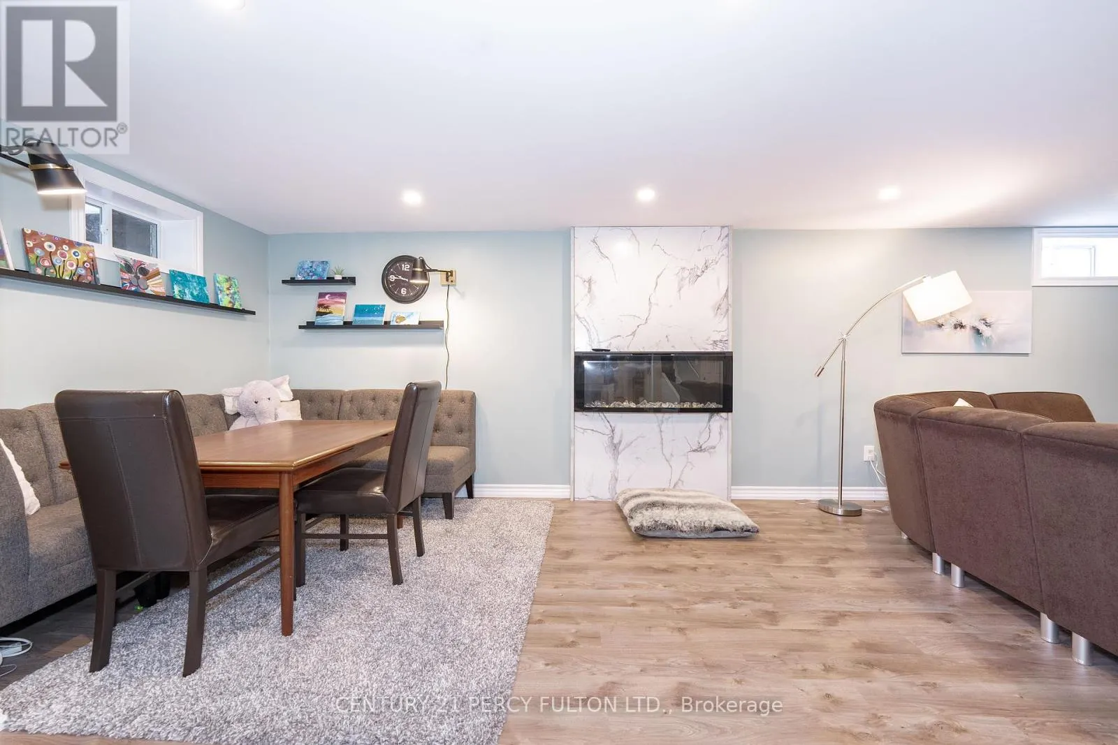 1032 RAMBLEBERRY AVENUE