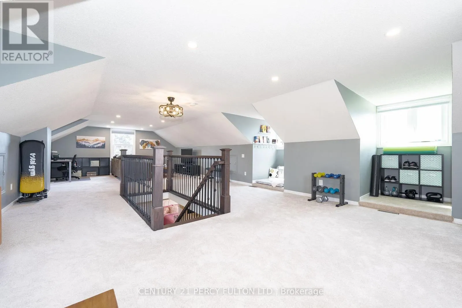 1032 RAMBLEBERRY AVENUE
