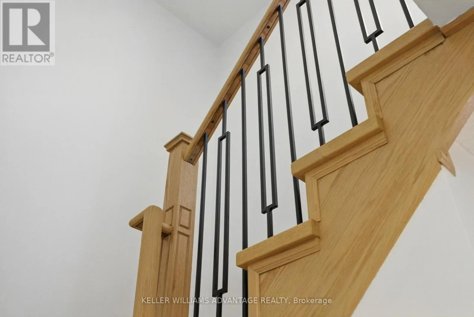 23 KRESSMAN COURT N