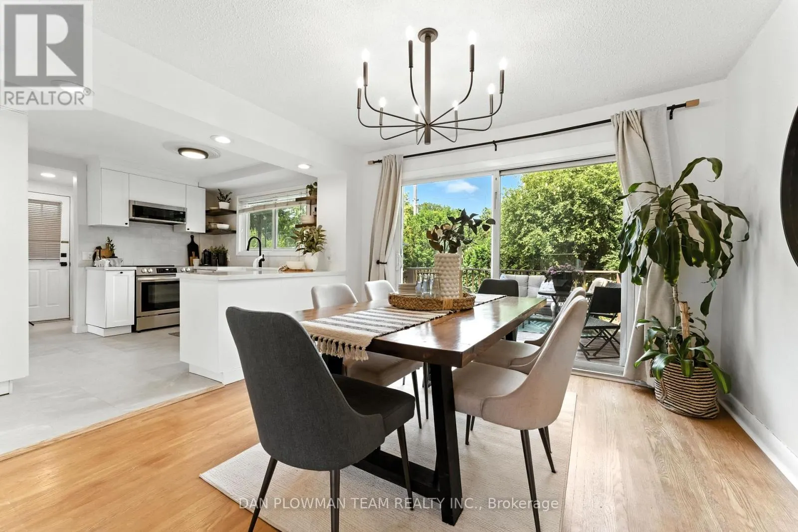 36 FOREST ROAD