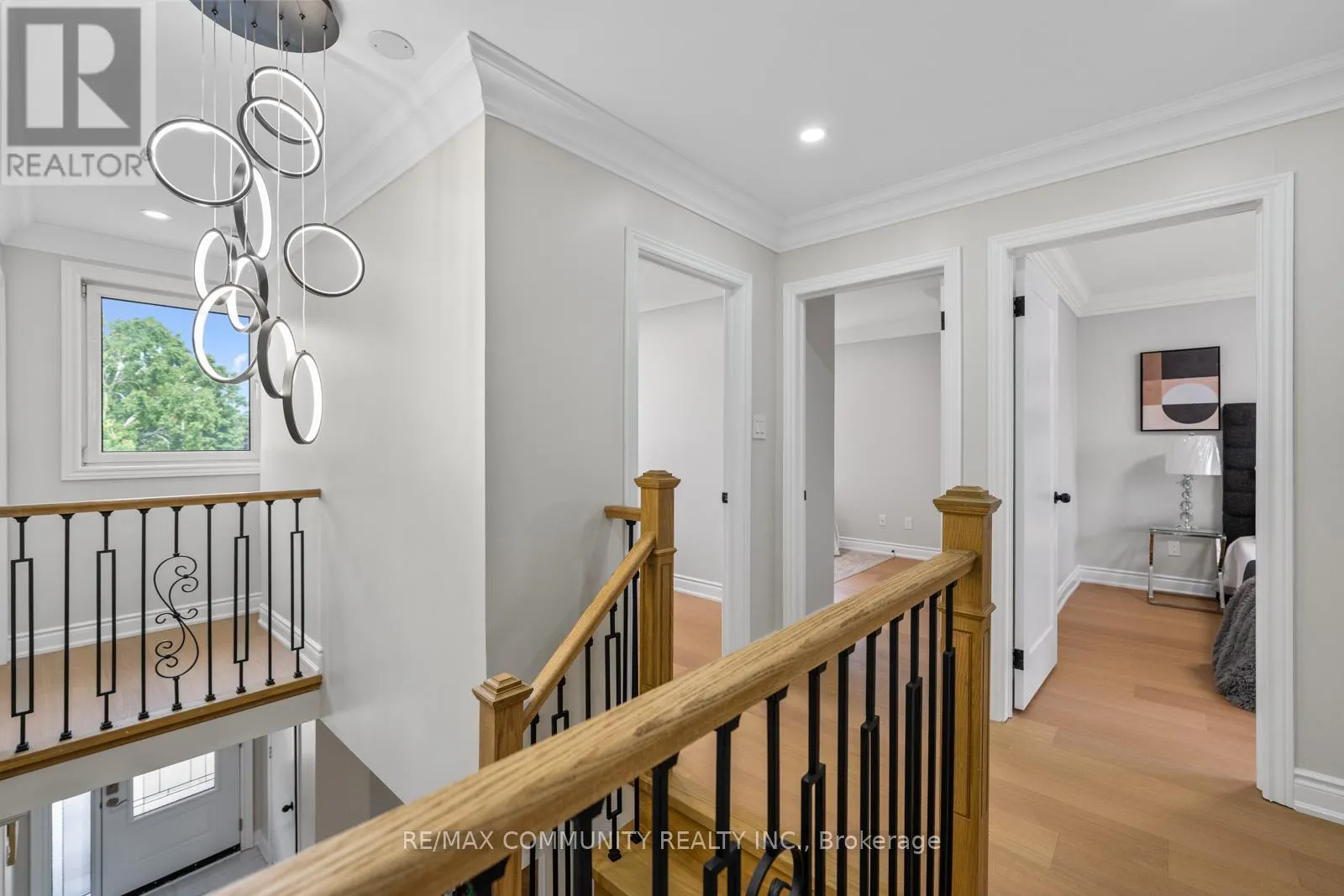 2483 LINWOOD STREET