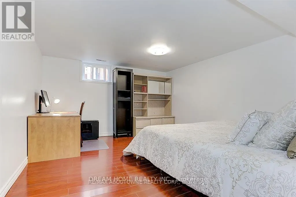 #BSMT - 31 LAMBETH SQUARE