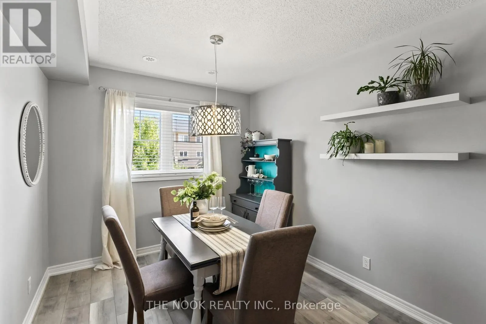 76 TABARET CRESCENT