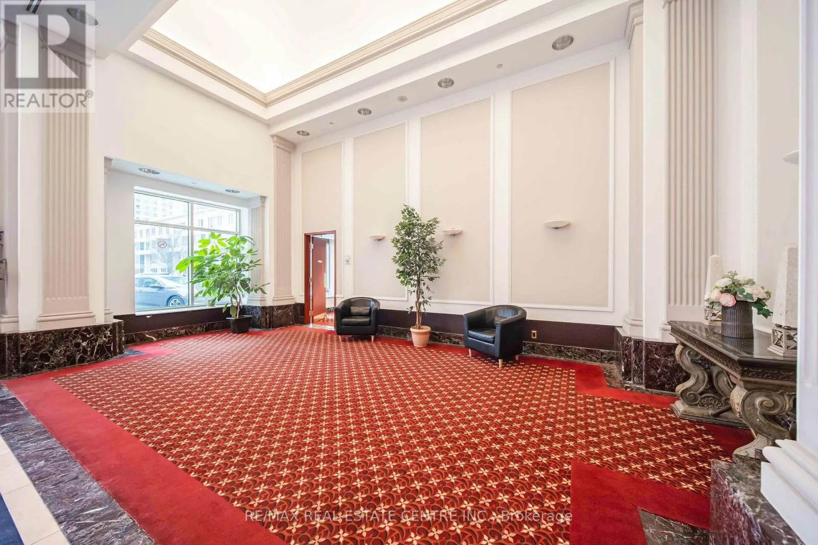 603 - 11 LEE CENTRE DRIVE