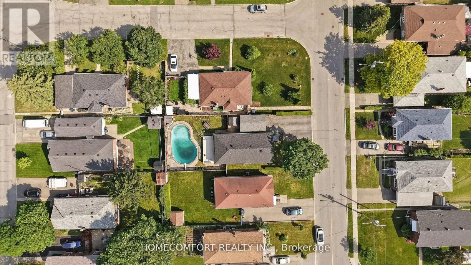 34 CROSLAND DRIVE