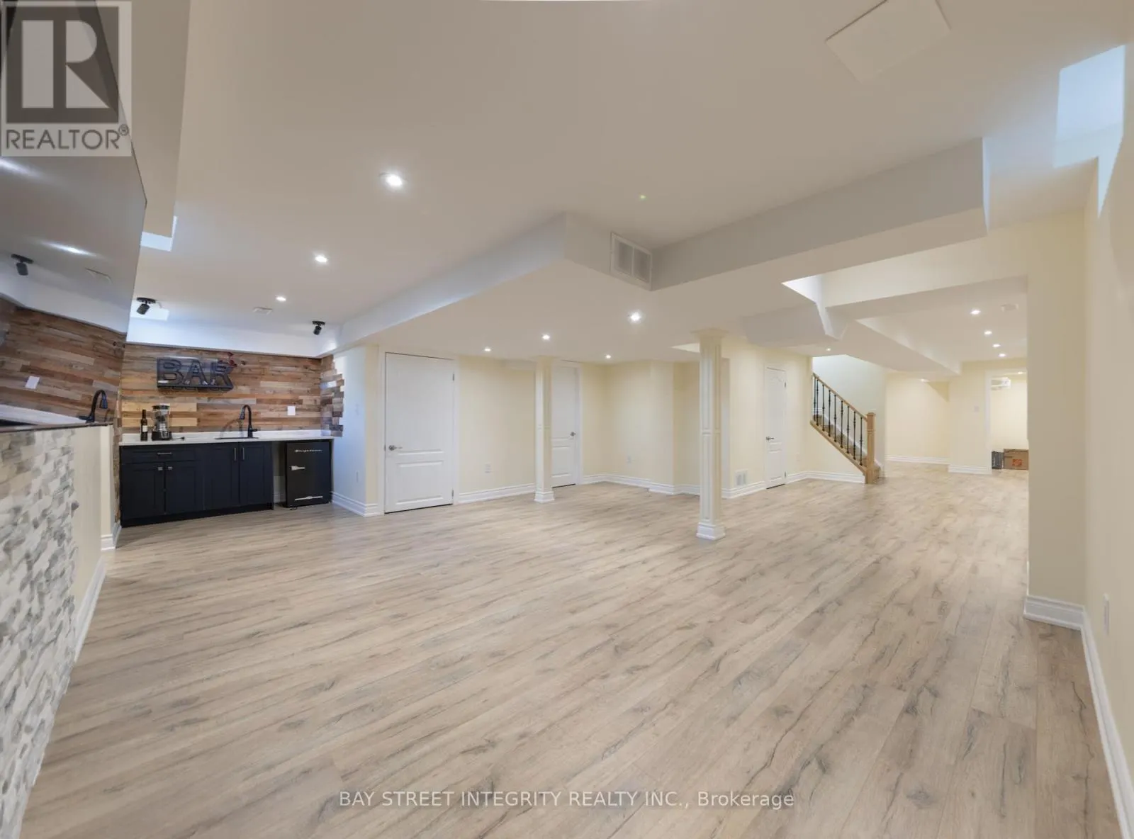 82 OSWELL DRIVE