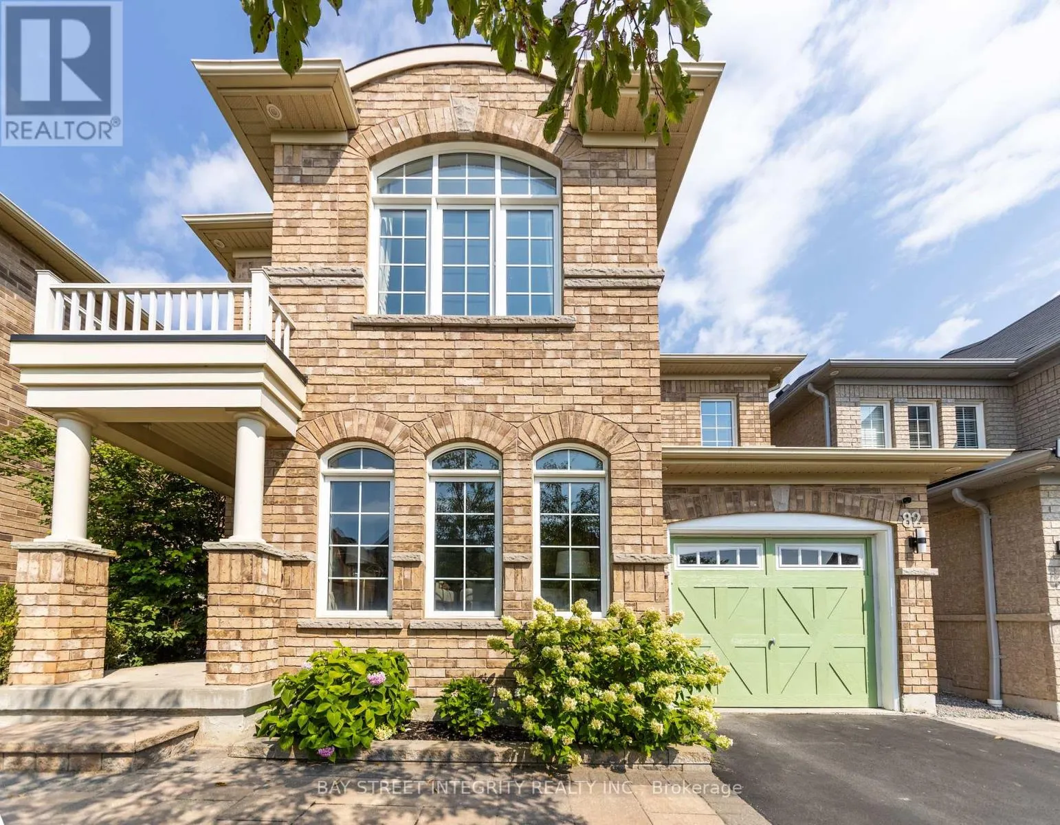 82 OSWELL DRIVE