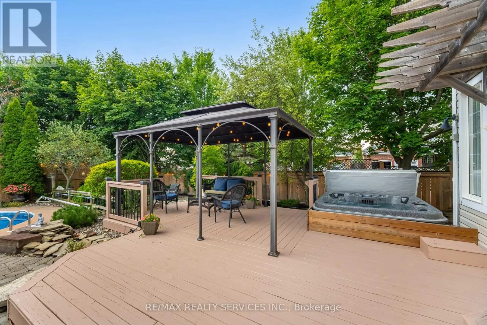 15 BIANCA DRIVE