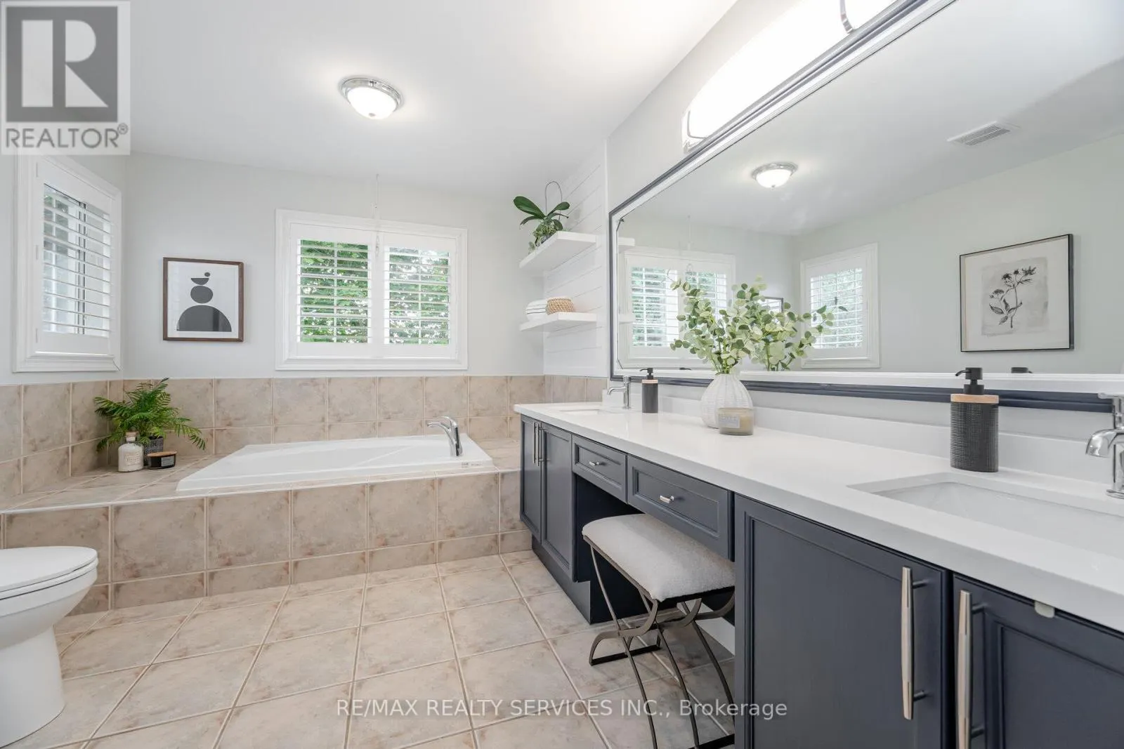 15 BIANCA DRIVE