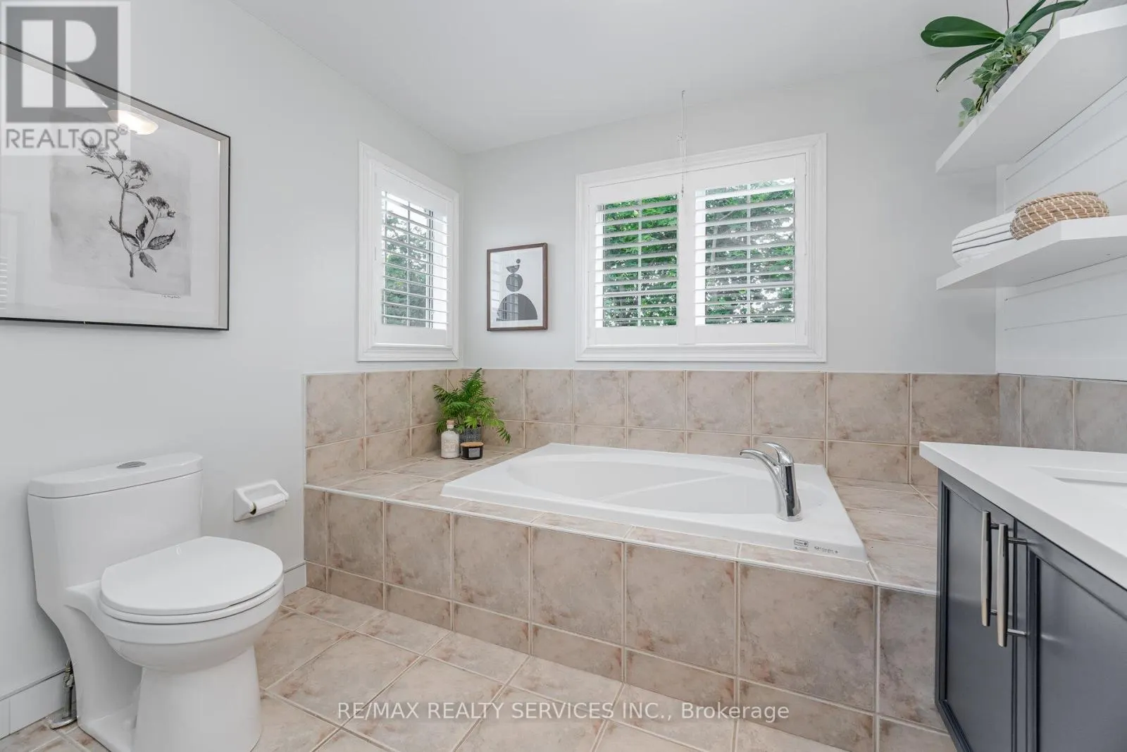 15 BIANCA DRIVE