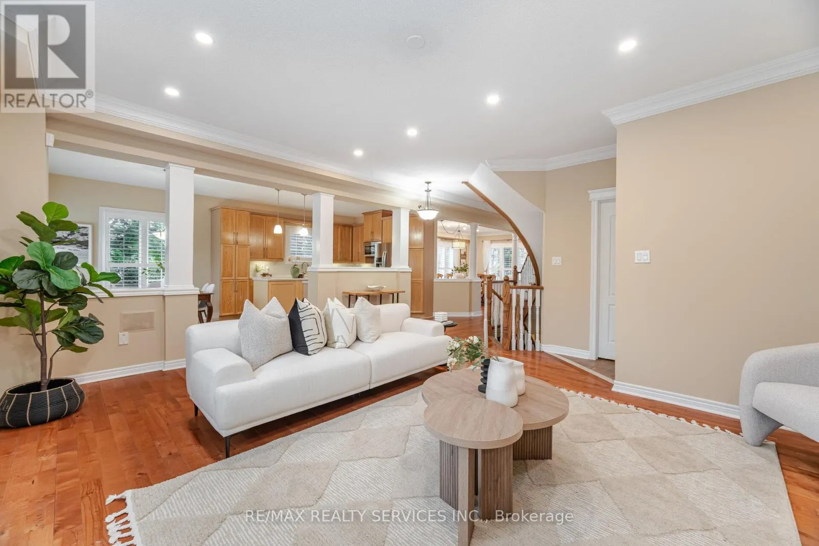 15 BIANCA DRIVE