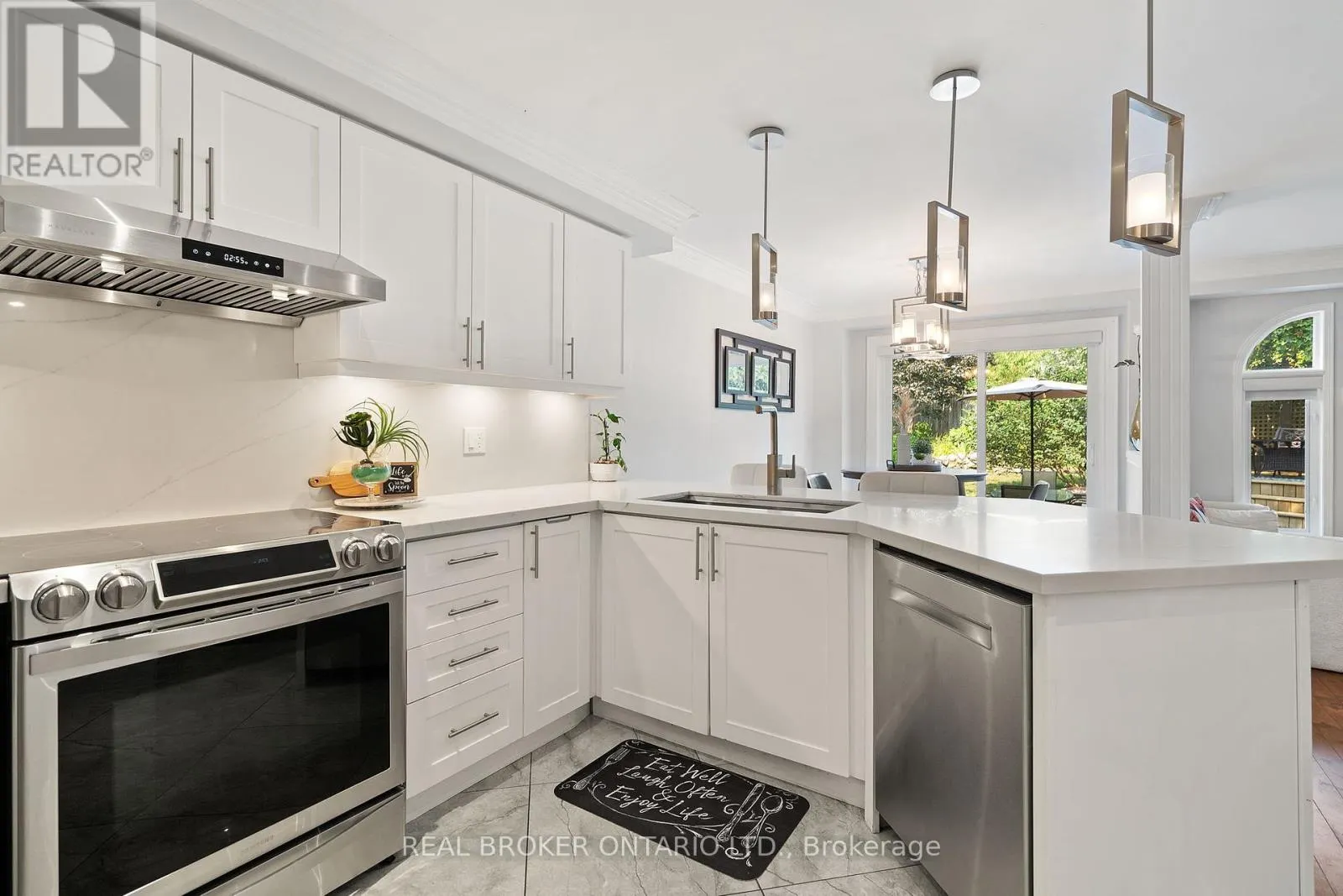 21 SHENANDOAH DRIVE