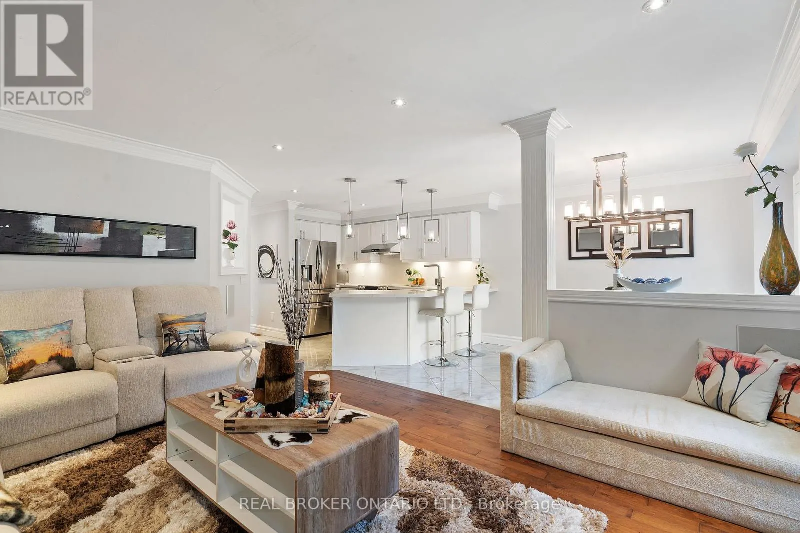 21 SHENANDOAH DRIVE