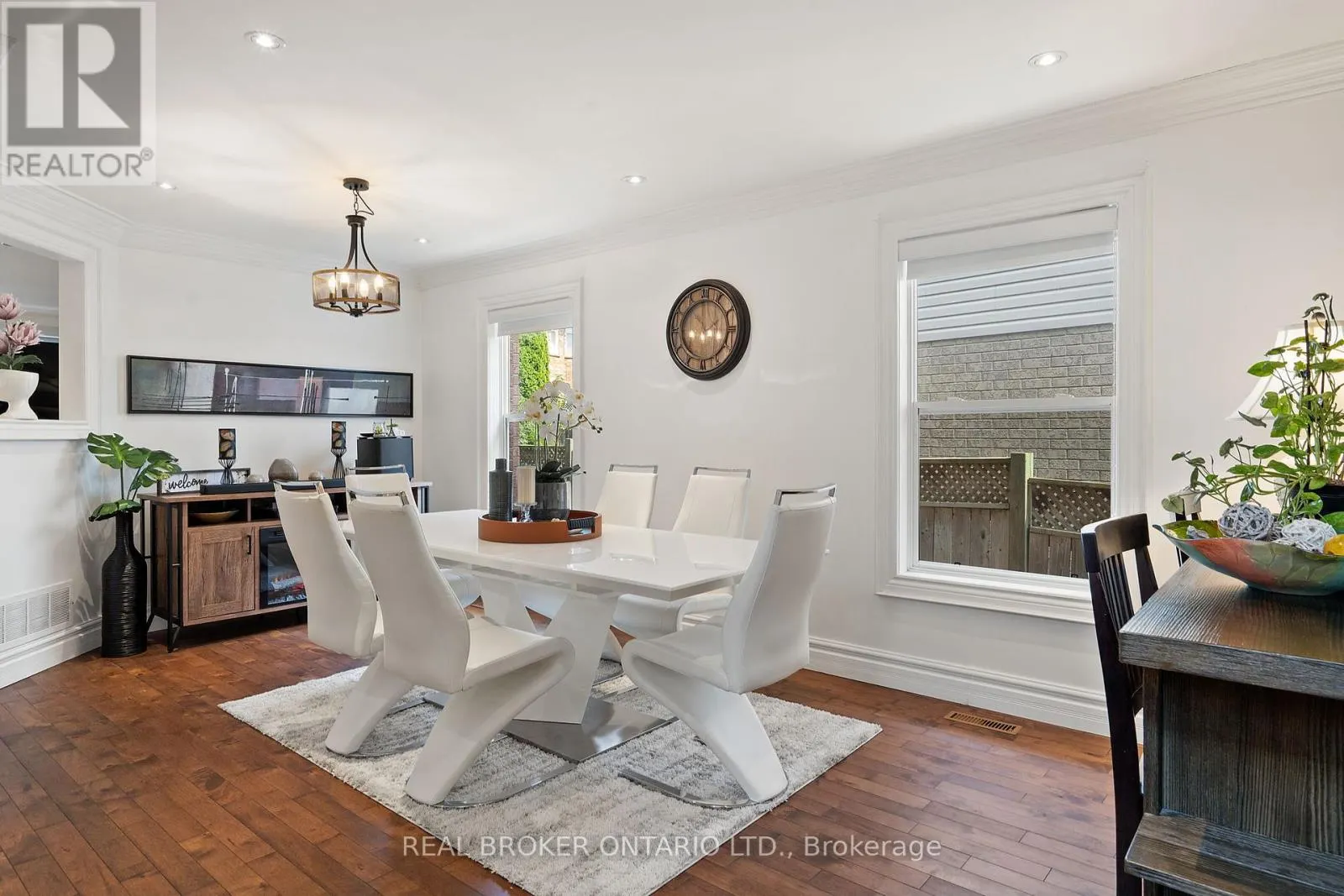 21 SHENANDOAH DRIVE