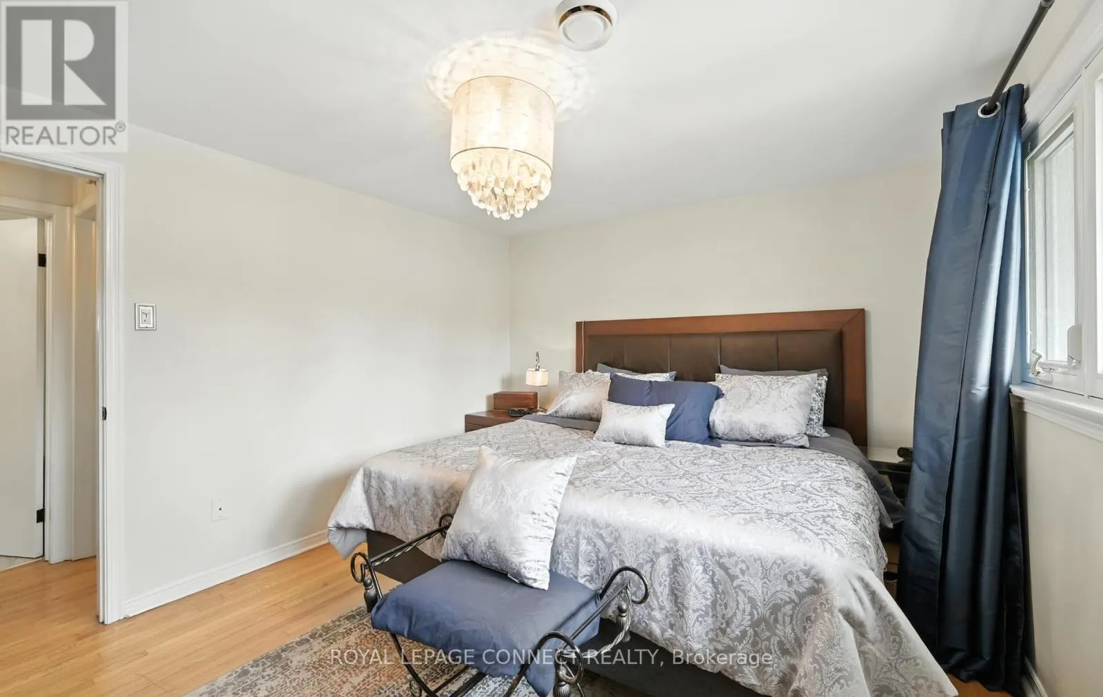 612 MAPLE STREET W