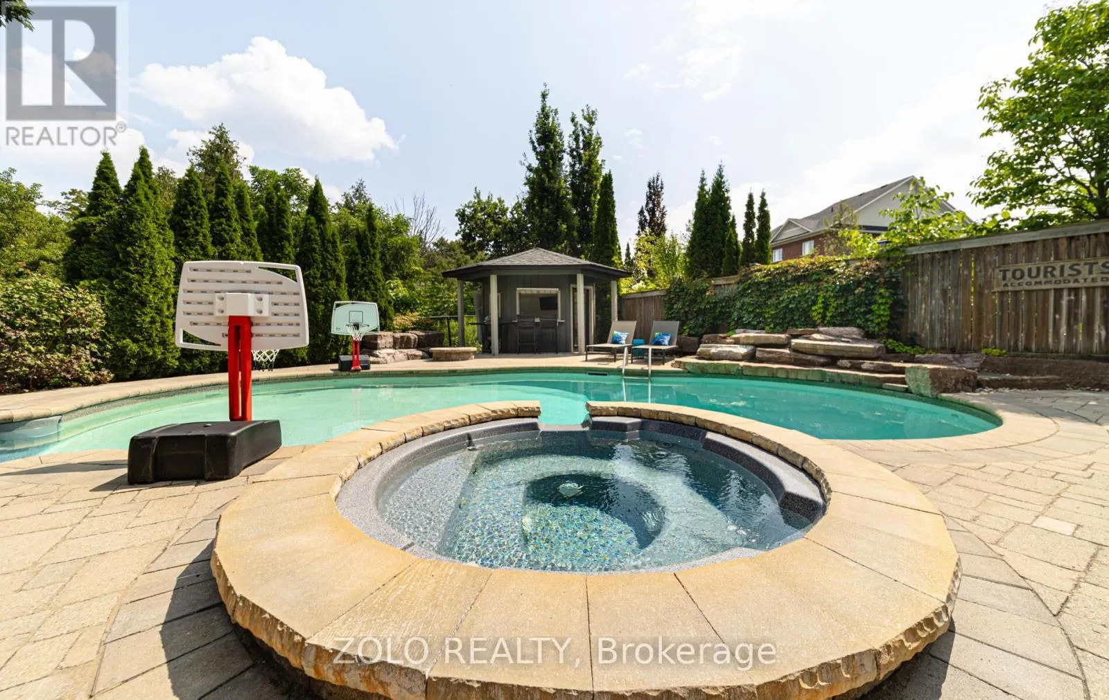3 COVINGTON DRIVE