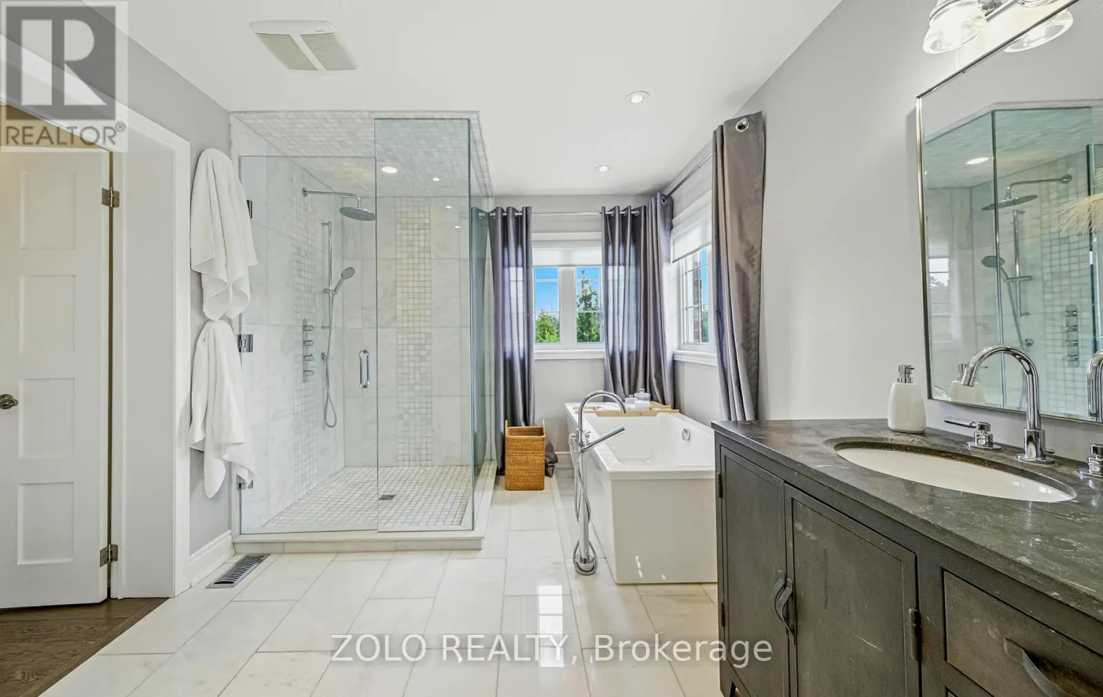 3 COVINGTON DRIVE