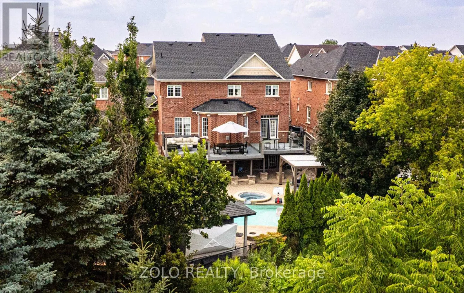 3 COVINGTON DRIVE
