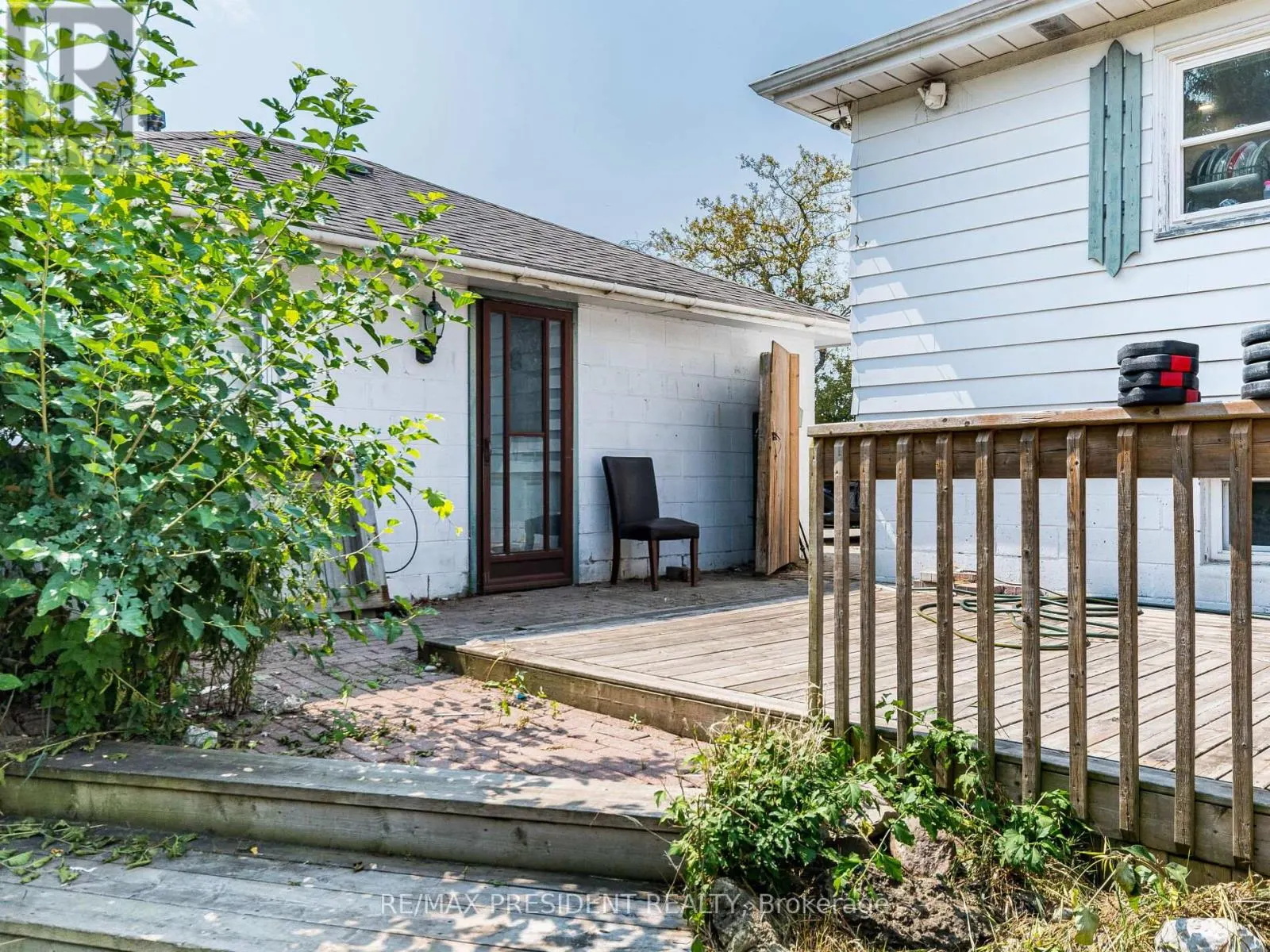 135 KITCHENER ROAD