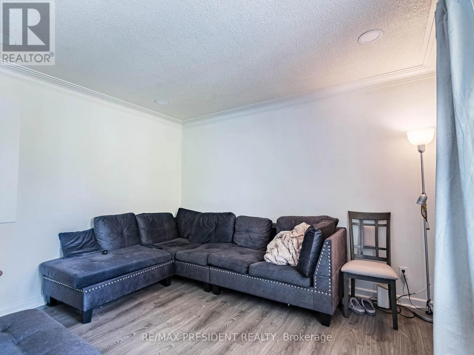 135 KITCHENER ROAD