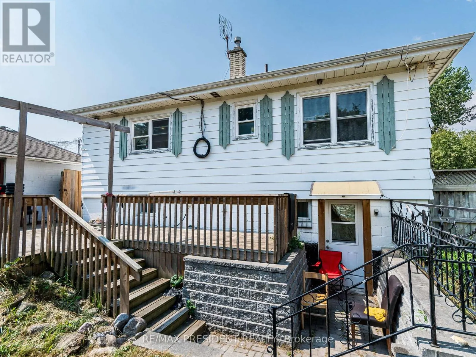 135 KITCHENER ROAD