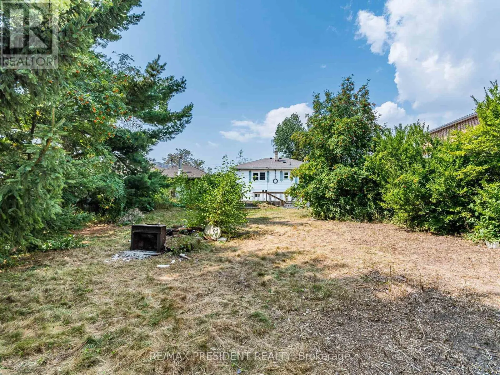 135 KITCHENER ROAD