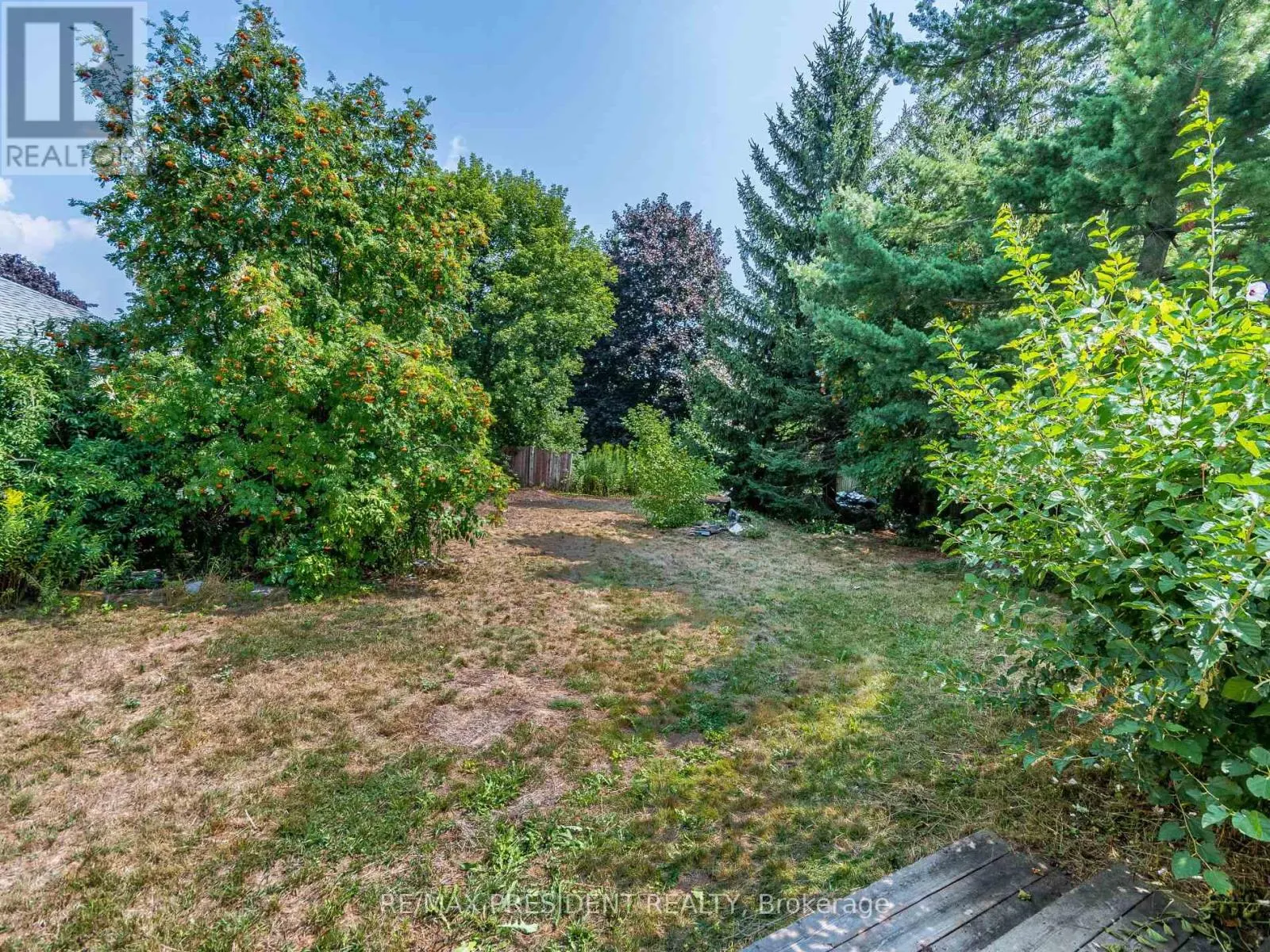 135 KITCHENER ROAD