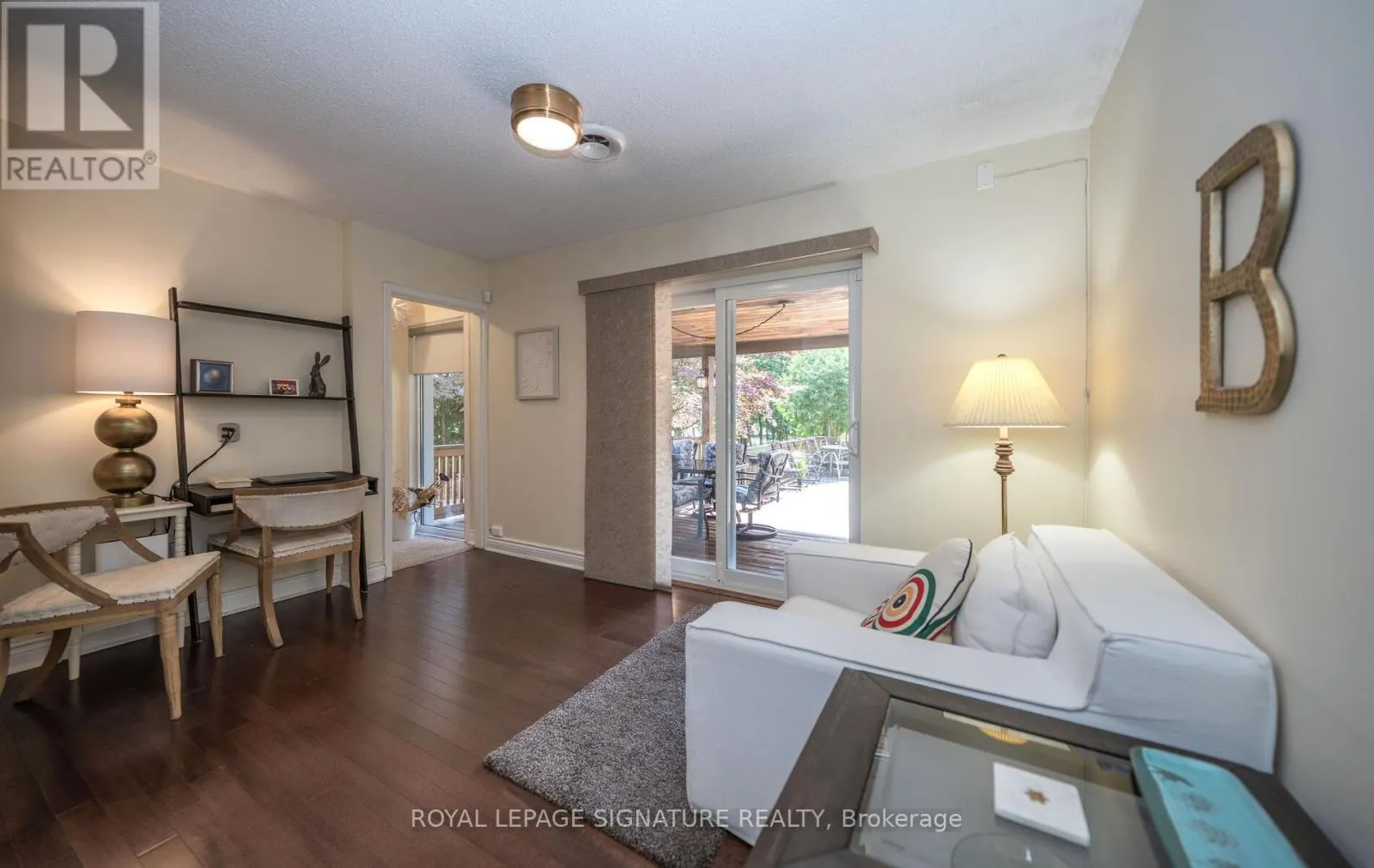 2098 PHARMACY AVENUE