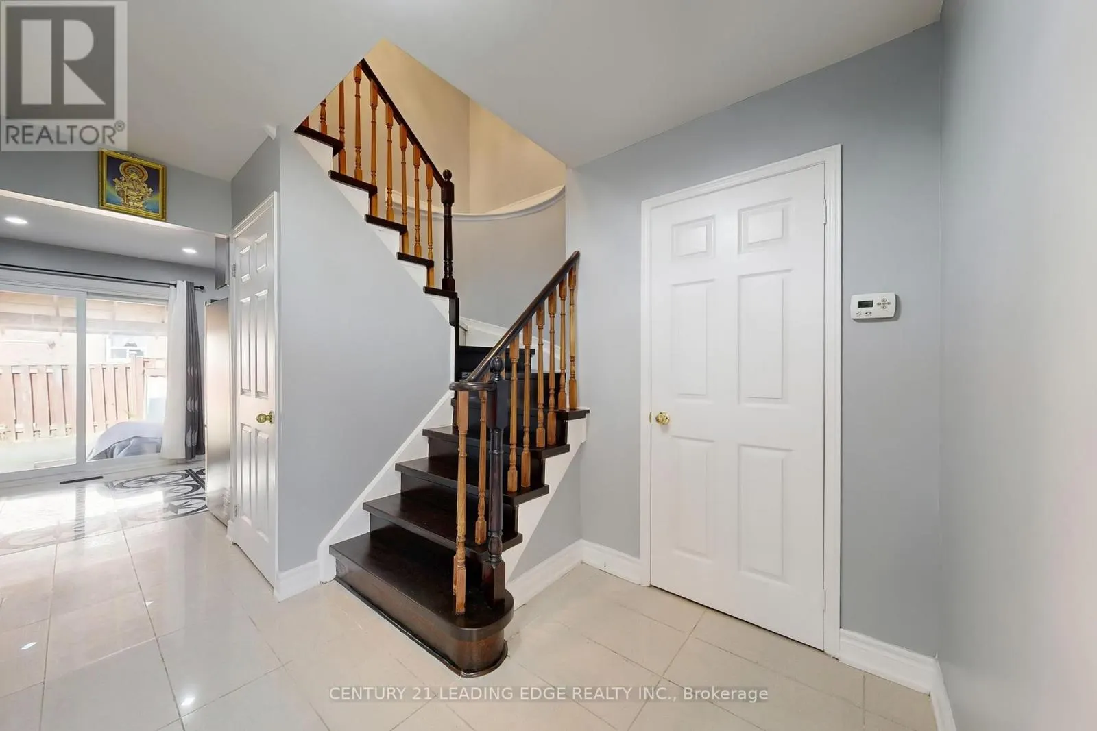 28 LONGSWORD DRIVE