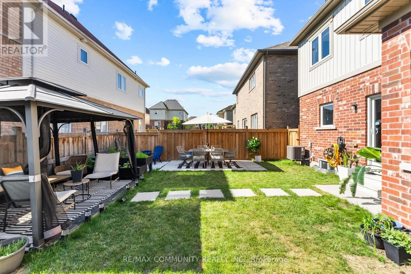 279 KENNETH COLE DRIVE