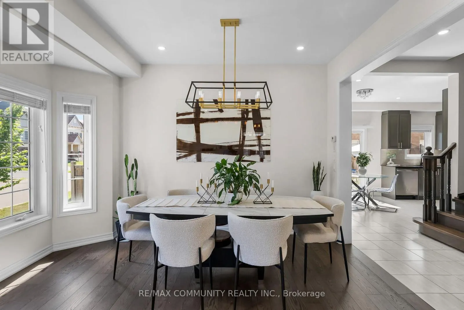 279 KENNETH COLE DRIVE