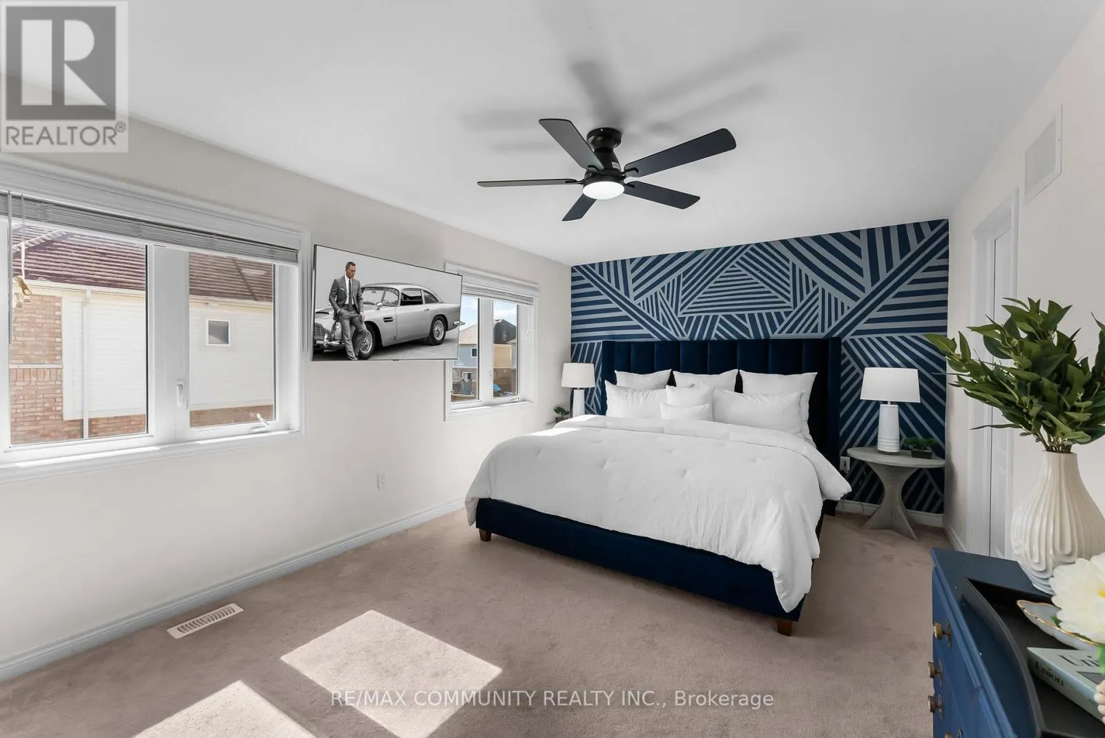 279 KENNETH COLE DRIVE