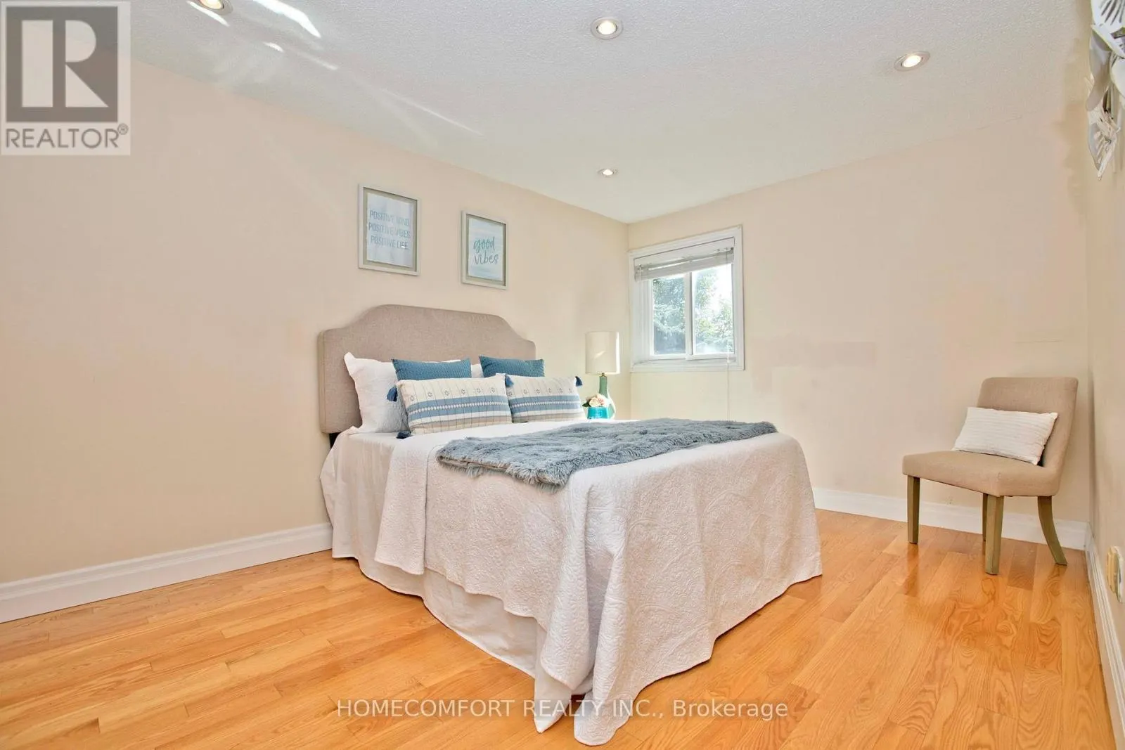100 NETTLECREEK CRESCENT
