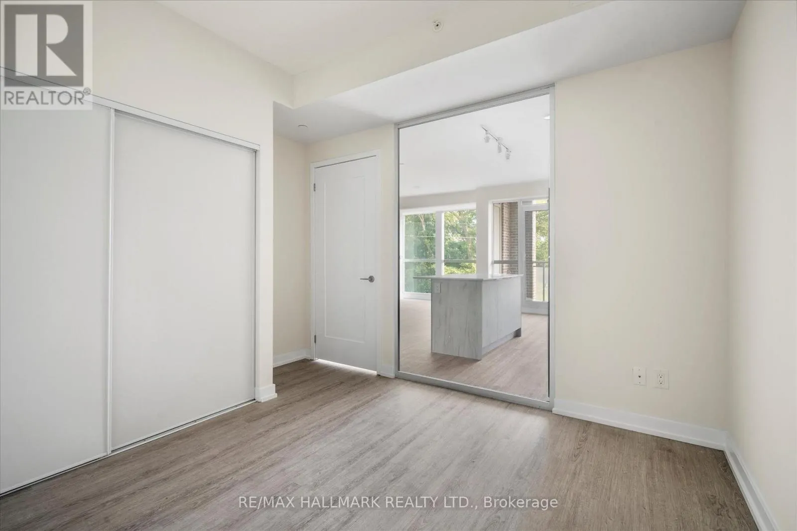 310 - 1350 KINGSTON ROAD